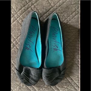 Blowfish Peep Toe cloth flats
